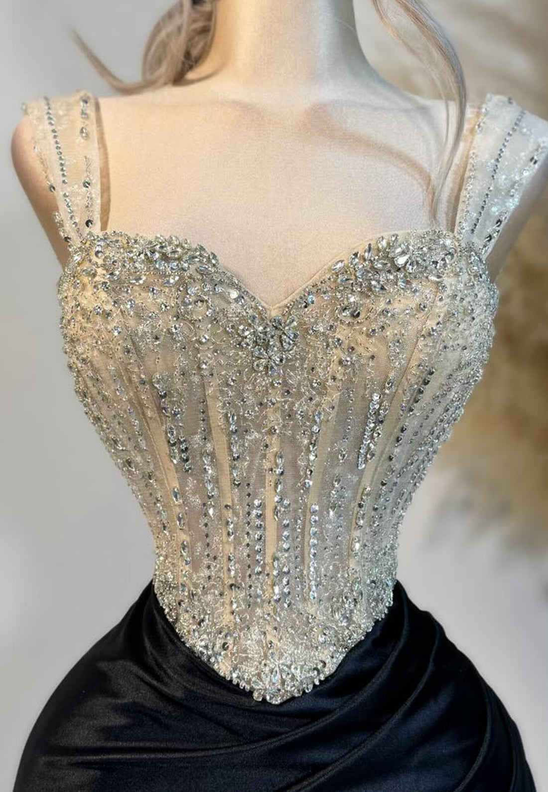 Sweetheart Straps Beaded Side Slit Sheath Sparkly Prom Dress