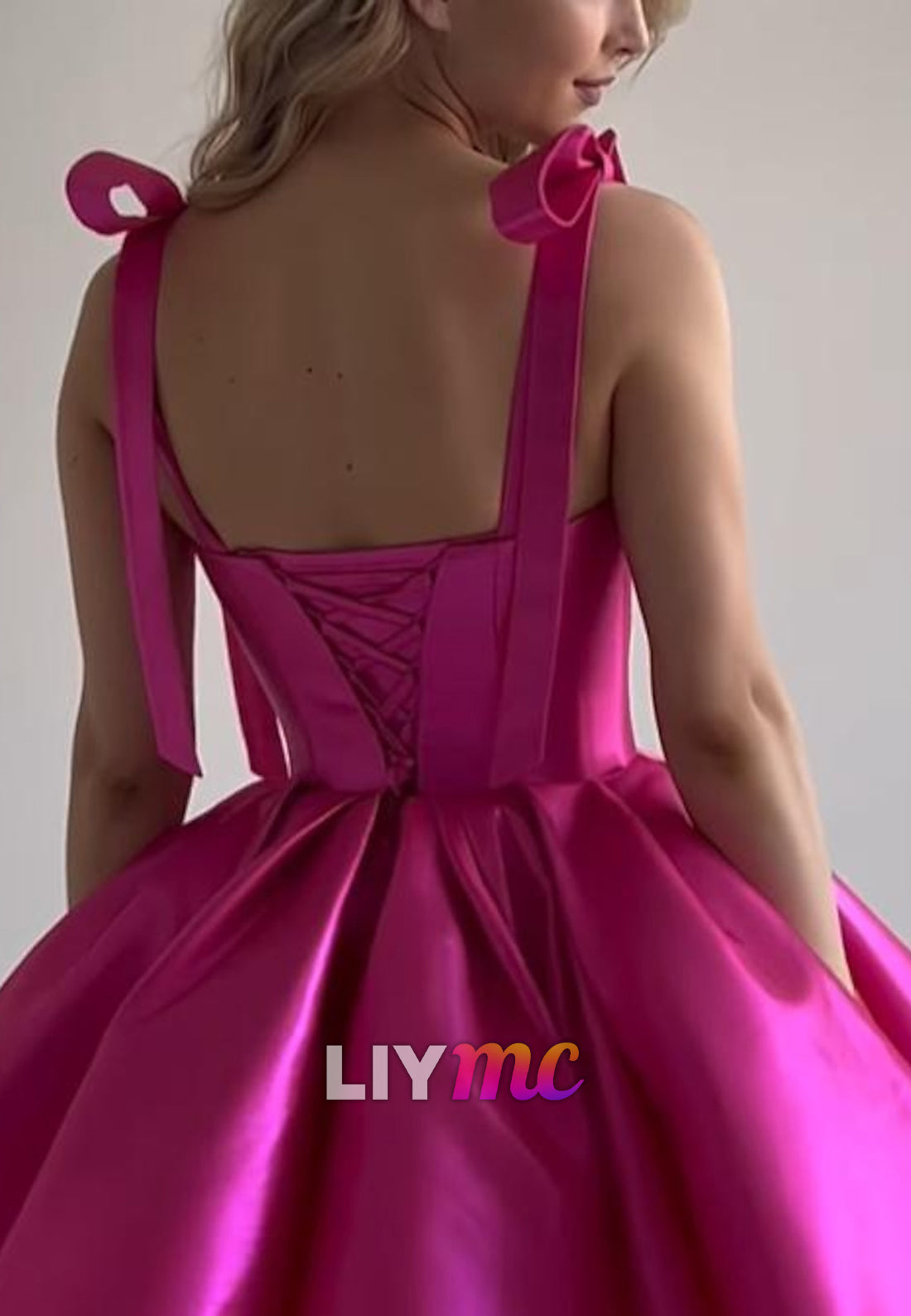 Sweetheart Straps Sleek Pleated A-Line Short Party Homecoming Dress