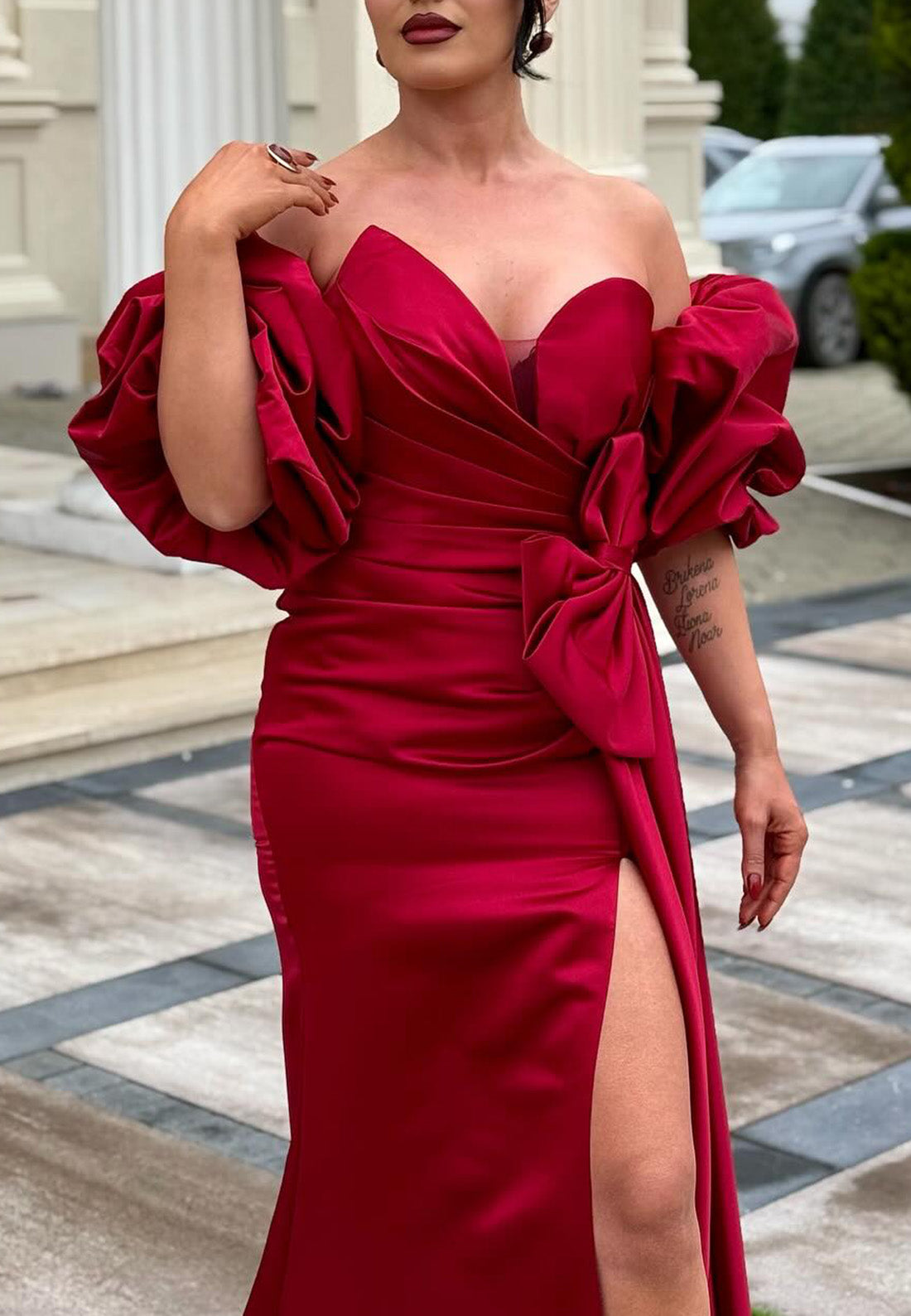 V-Neck Bowknot Puff Slevees Pleated Sheath Evening Dress