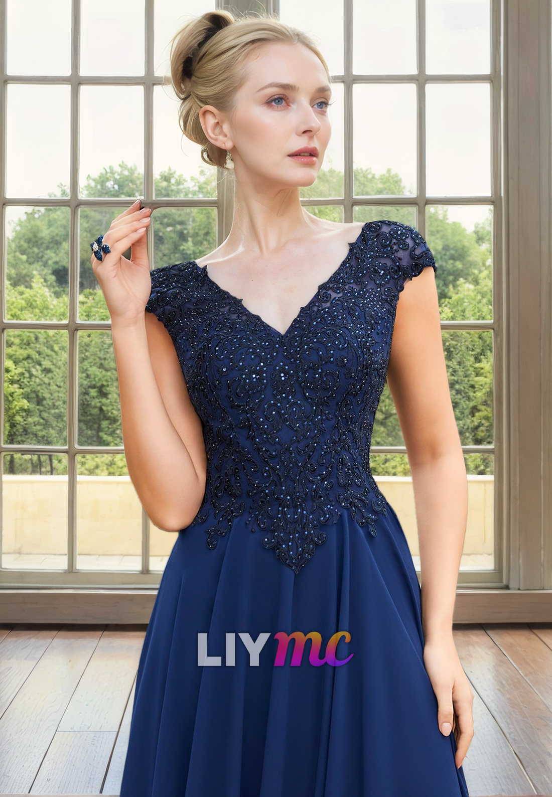 V-Neck Cap Sleeves Appliques Chiffon Pleated A-Line Mother of Bride Dress Cocktail Dress