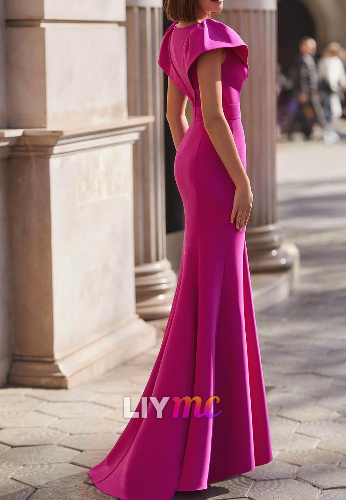 V-Neck Cap Sleeves Sleek Mermaid Evening Dress