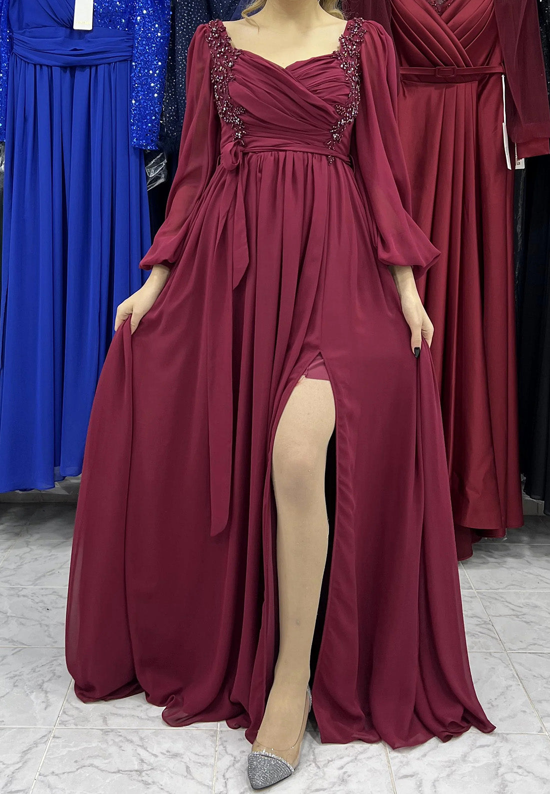 V-Neck Long Sleeves Appliques Chiffon Pleated A-Line Mother of Bride Dress