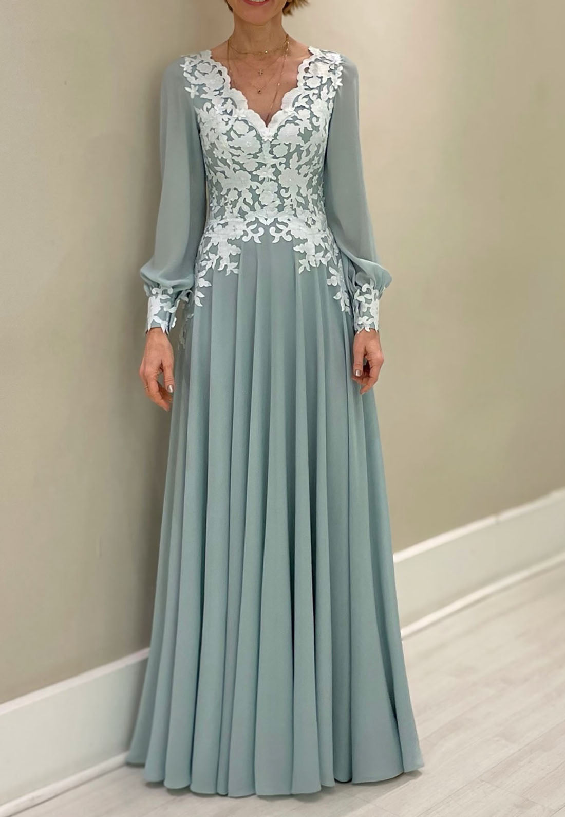 V-Neck Long Sleeves Appliques Pleated A-Line Mother of  Bride Dress