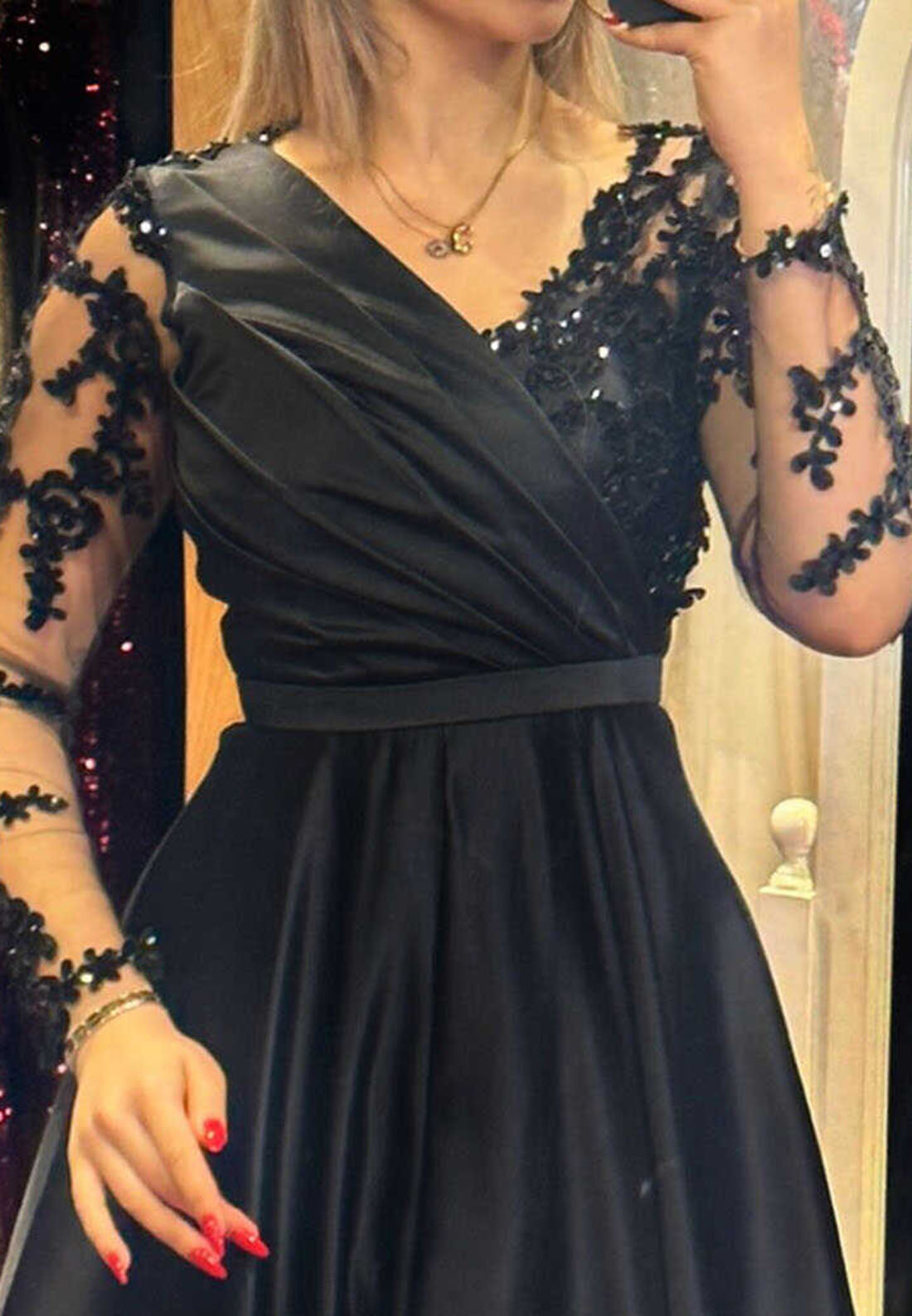 V-Neck Long Sleeves Appliques Pleated Satin A-Line Evening Dress