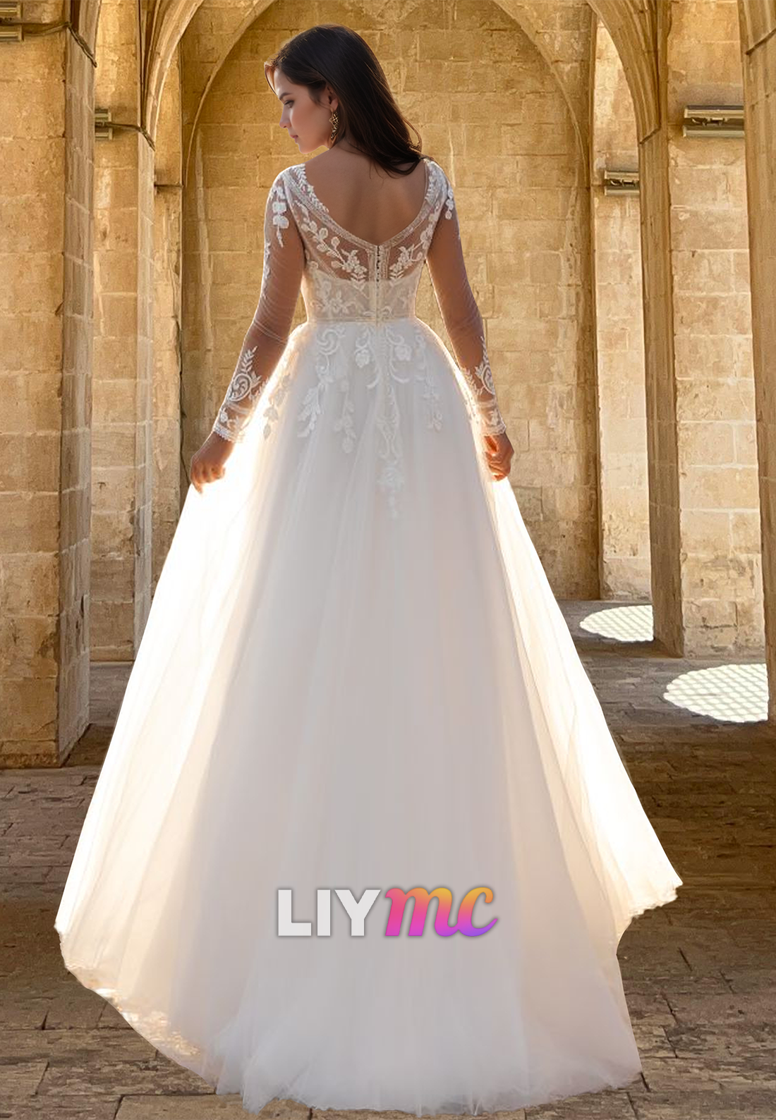 V-Neck Long Sleeves Appliques Tulle A-Line Wedding Dress