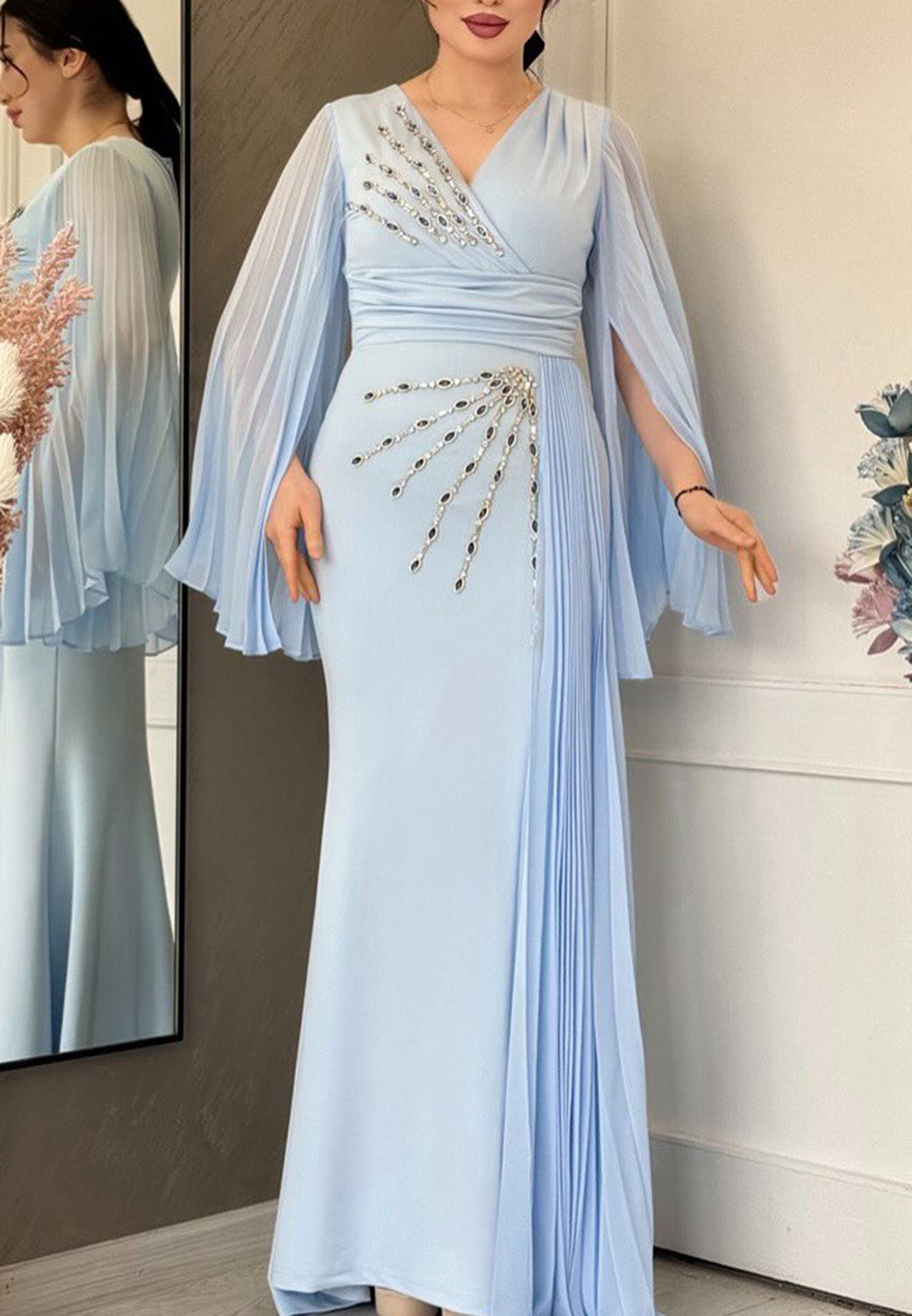 V-Neck Long Sleeves Beading Pleated Mermaid Mother of Bride Dress