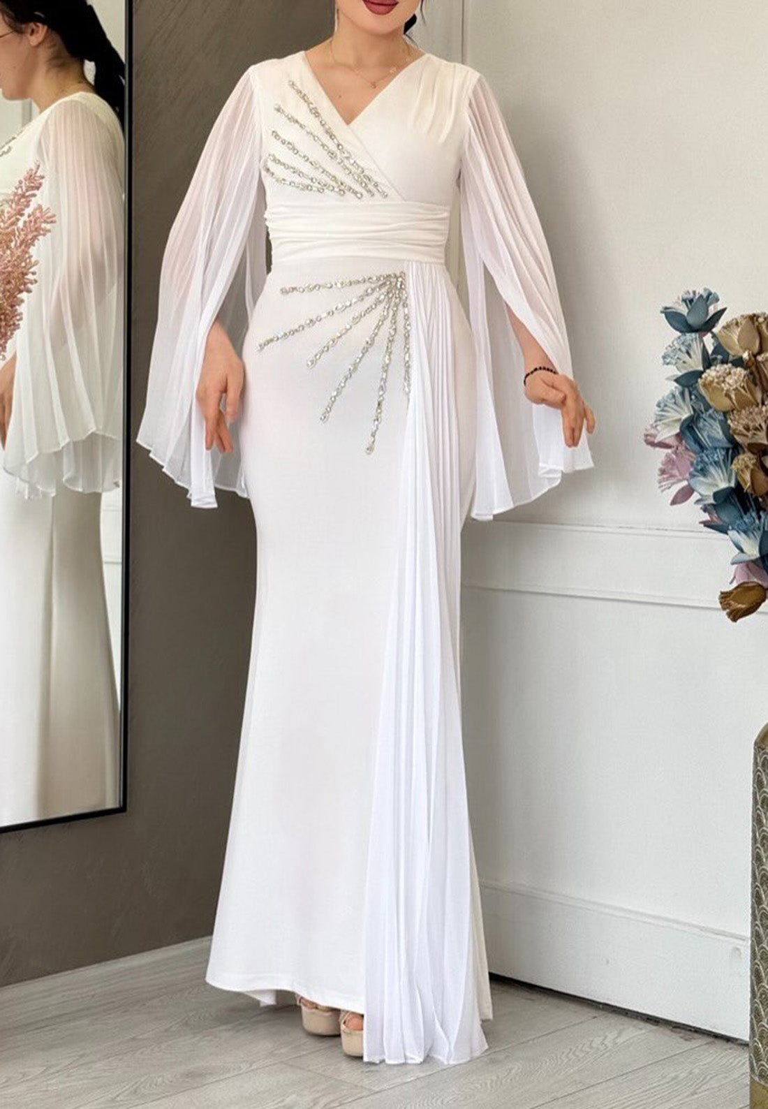 V-Neck Long Sleeves Beading Pleated Mermaid Mother of Bride Dress