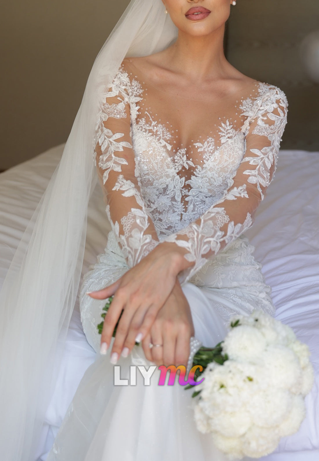V-Neck Long Sleeves Floral Appliques Mermaid Wedding Dress