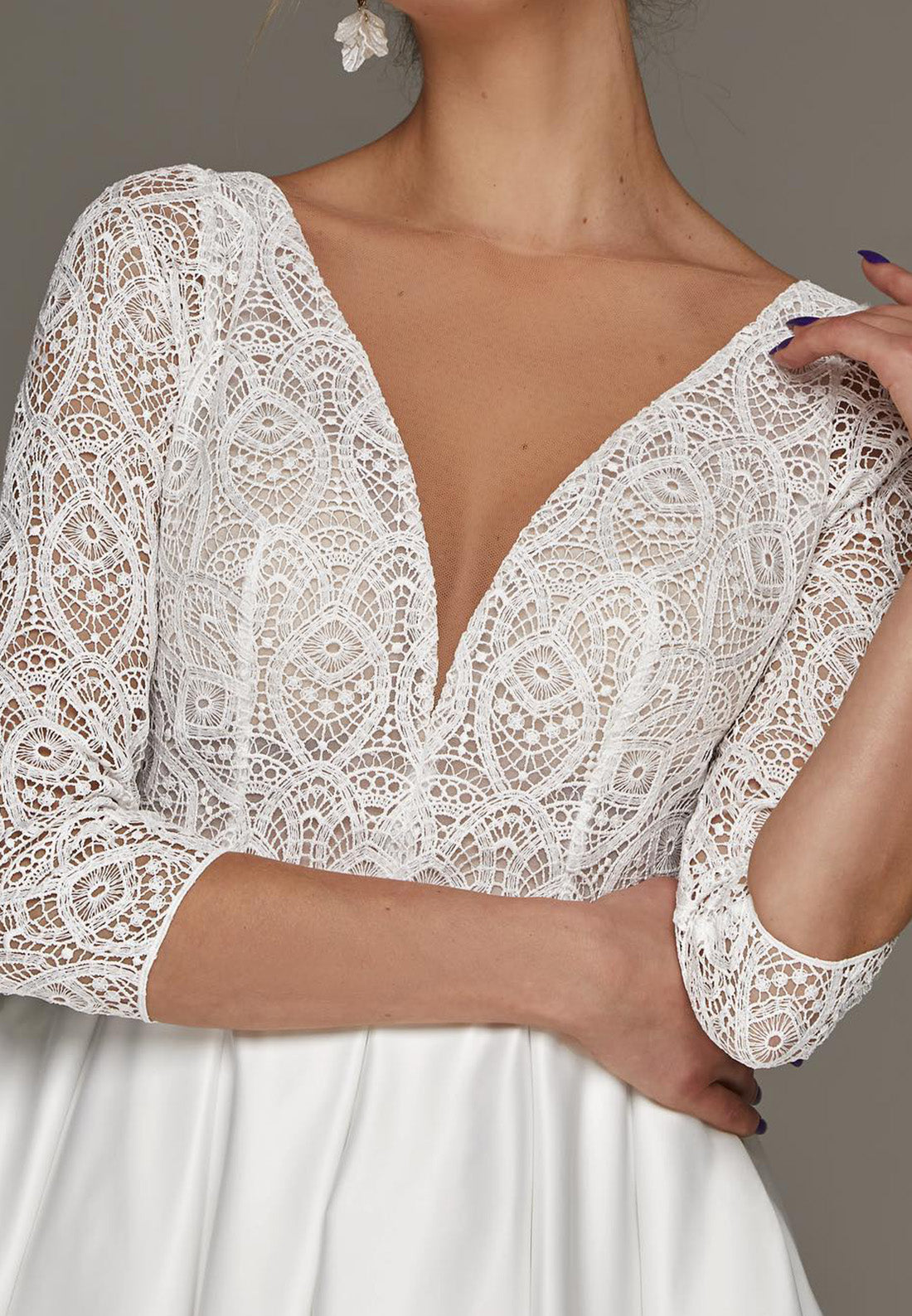 V-Neck Long Sleeves Lace Appliques Satin A-Line Midi Wedding Dress
