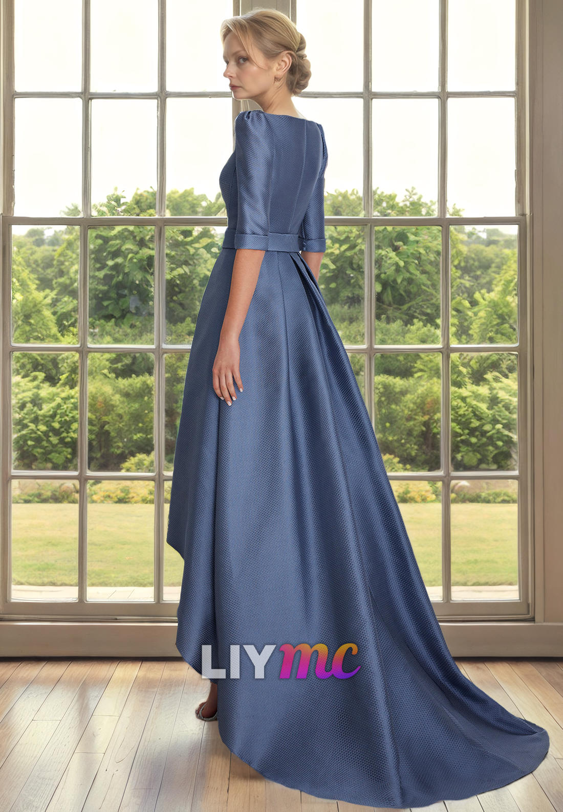 V-Neck Long Sleeves Pleated A-Line Mother of Bride Dress Cocktail Dress
