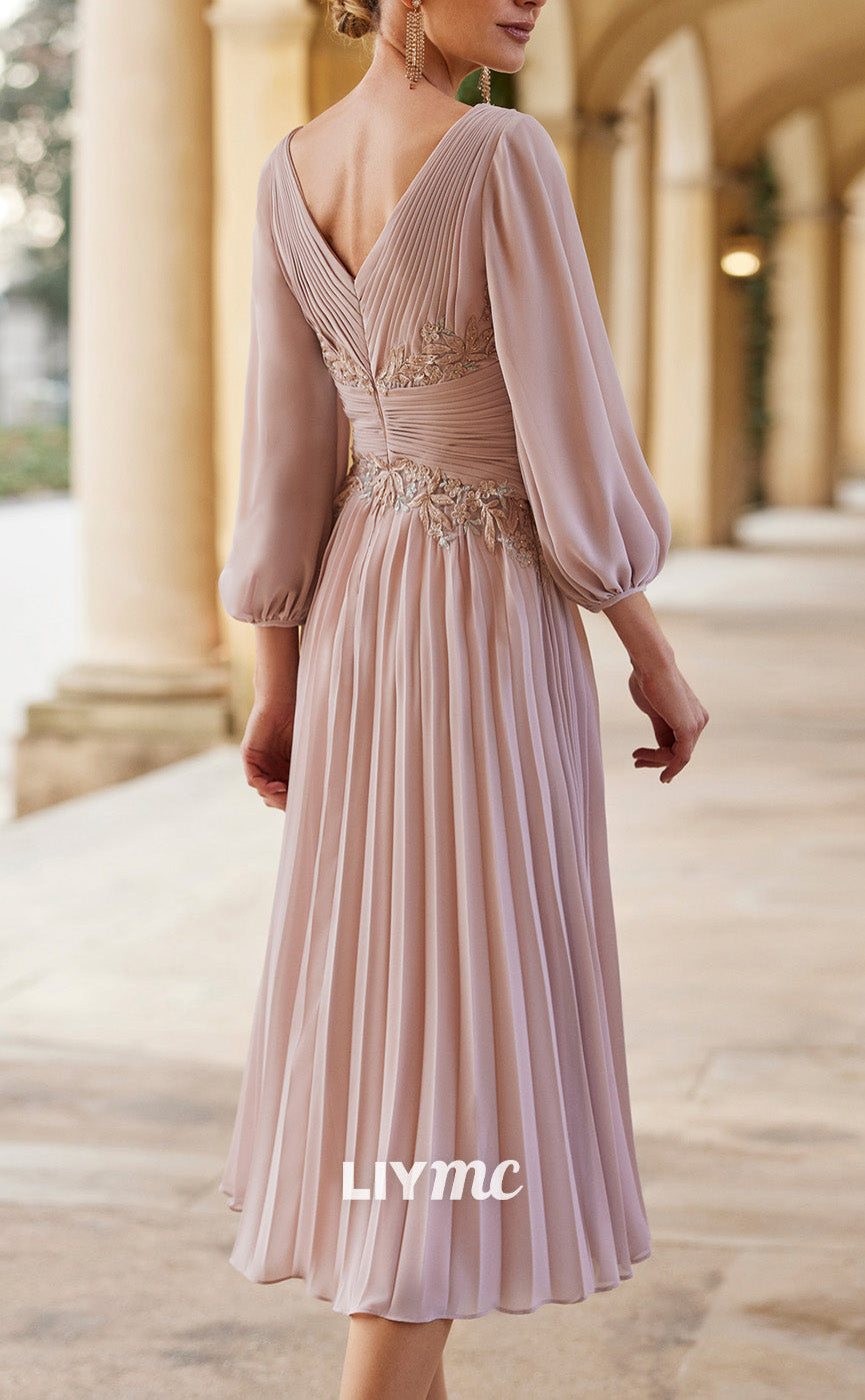 M1187 - V-Neck Long Sleeves Pleated Appliques A-Line Mother of Bride Cocktail Dress