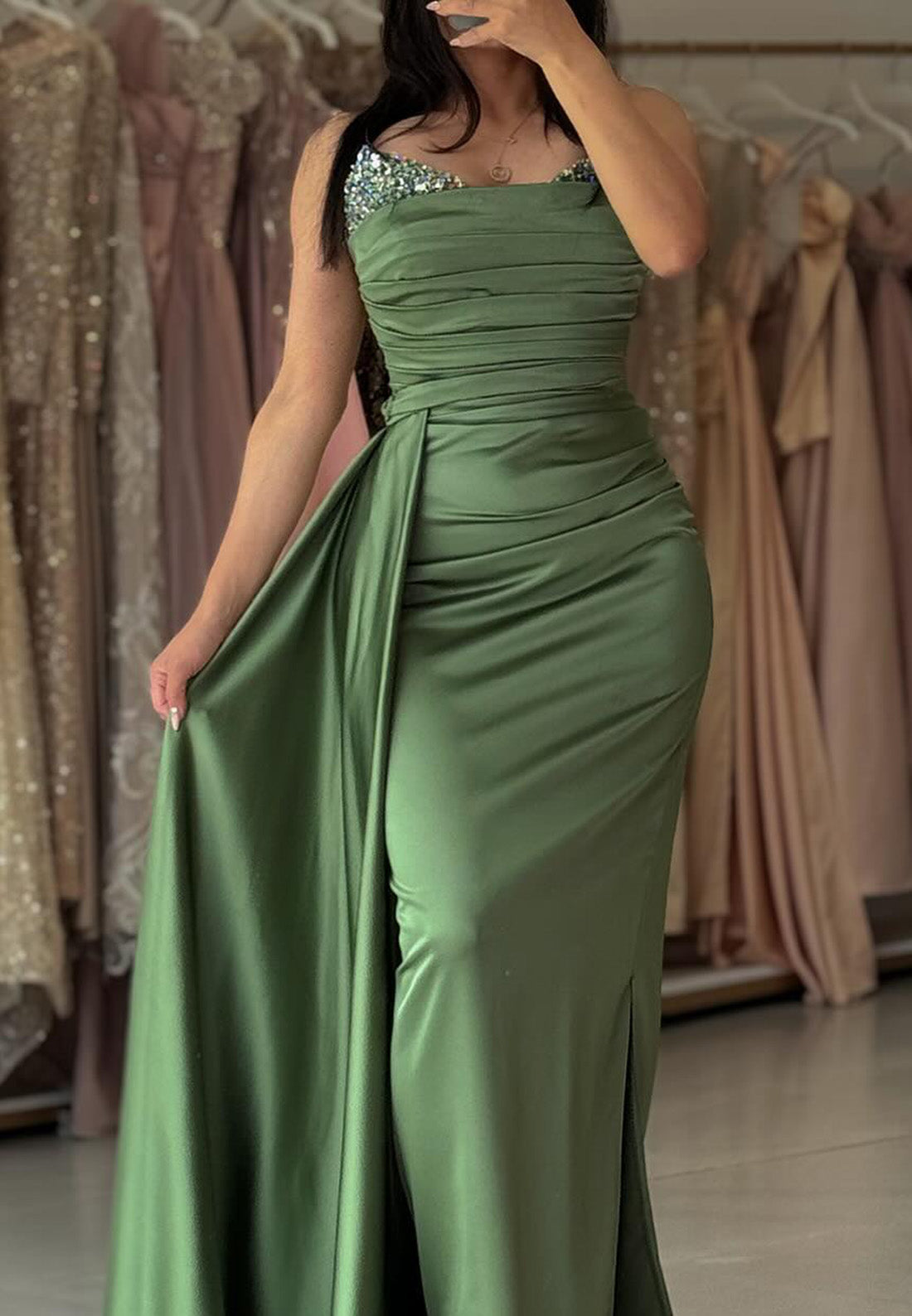 Off-Shoulder Long Sleeves Pleated Sheath Evening Dress