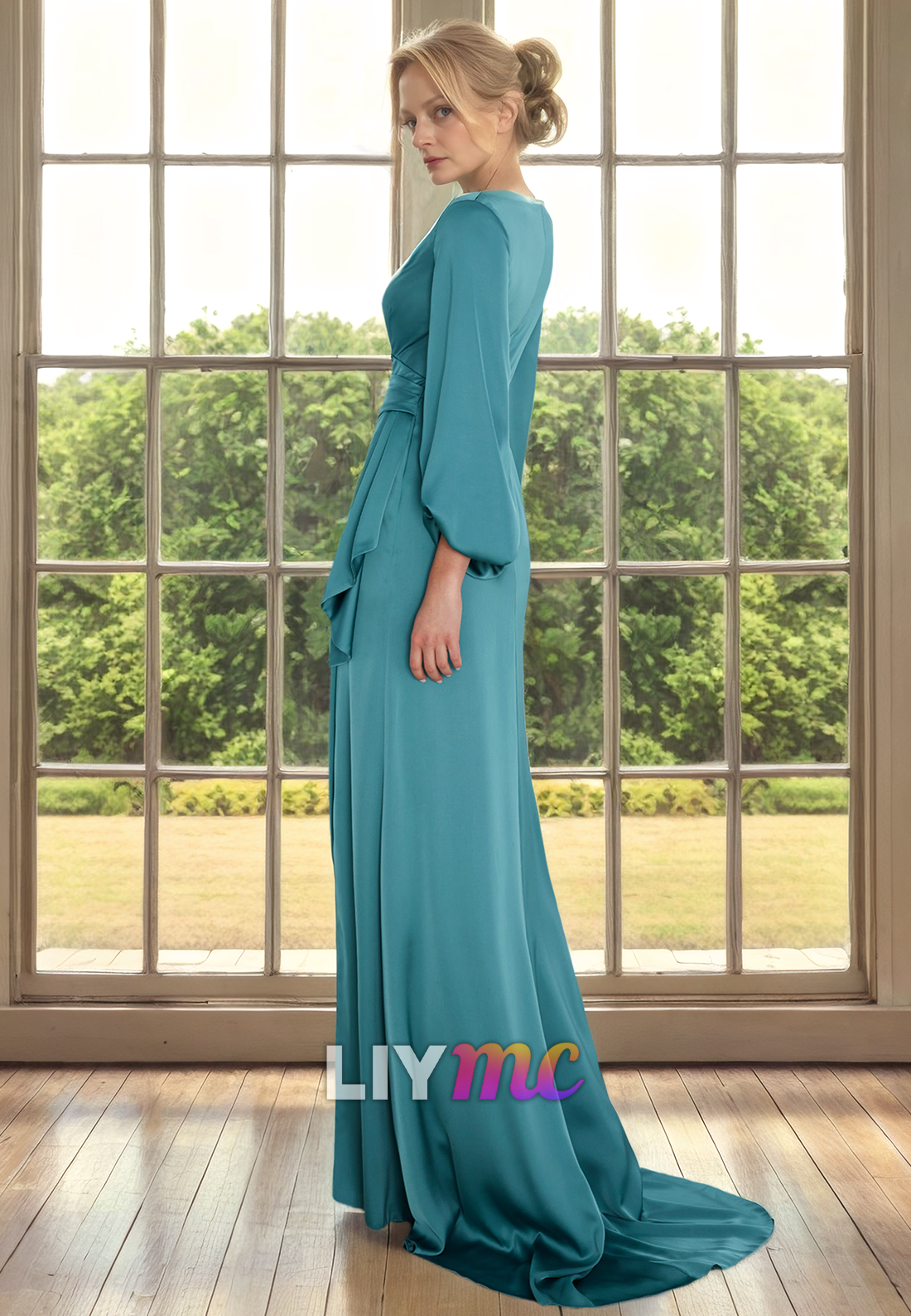 V-Neck Long Sleeves Pleated Side Slit Mother of Bride Dress Cocktail Dress