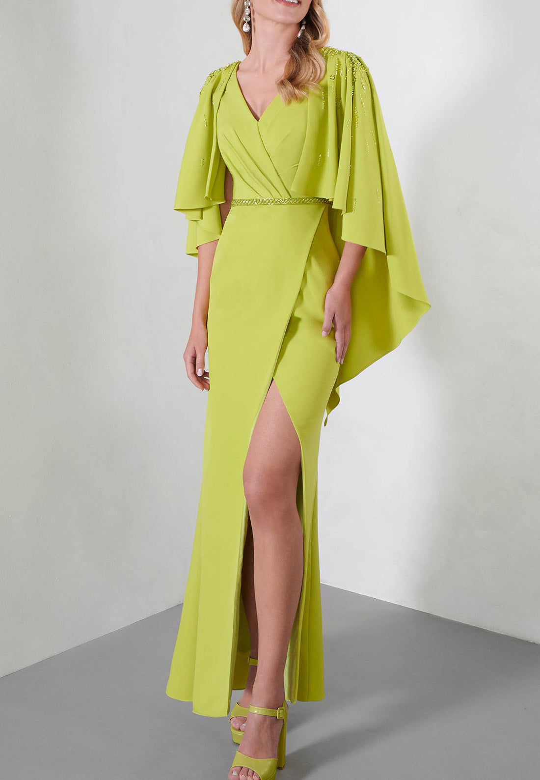 V-Neck Long Sleeves Ruched Sheath Mother of Bride Dress