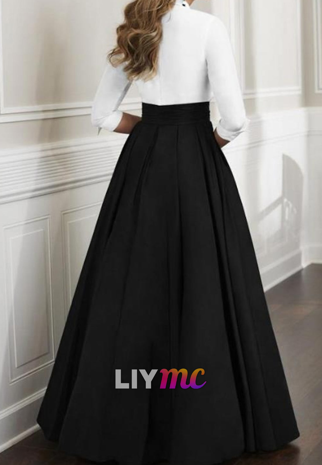V-Neck Long Sleeves Satin Black White A-Line Cocktail Mother of Bride Dress
