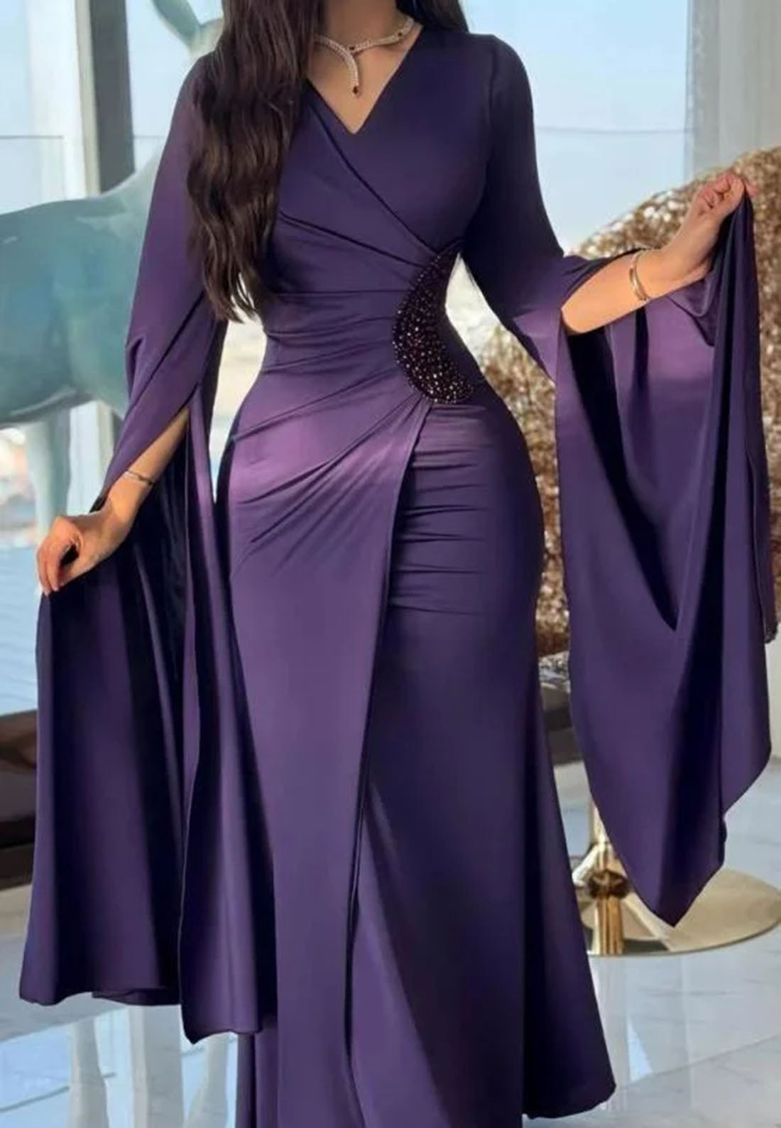 V-Neck Long Sleeves Sleek Ruched Sheath Formal Dress