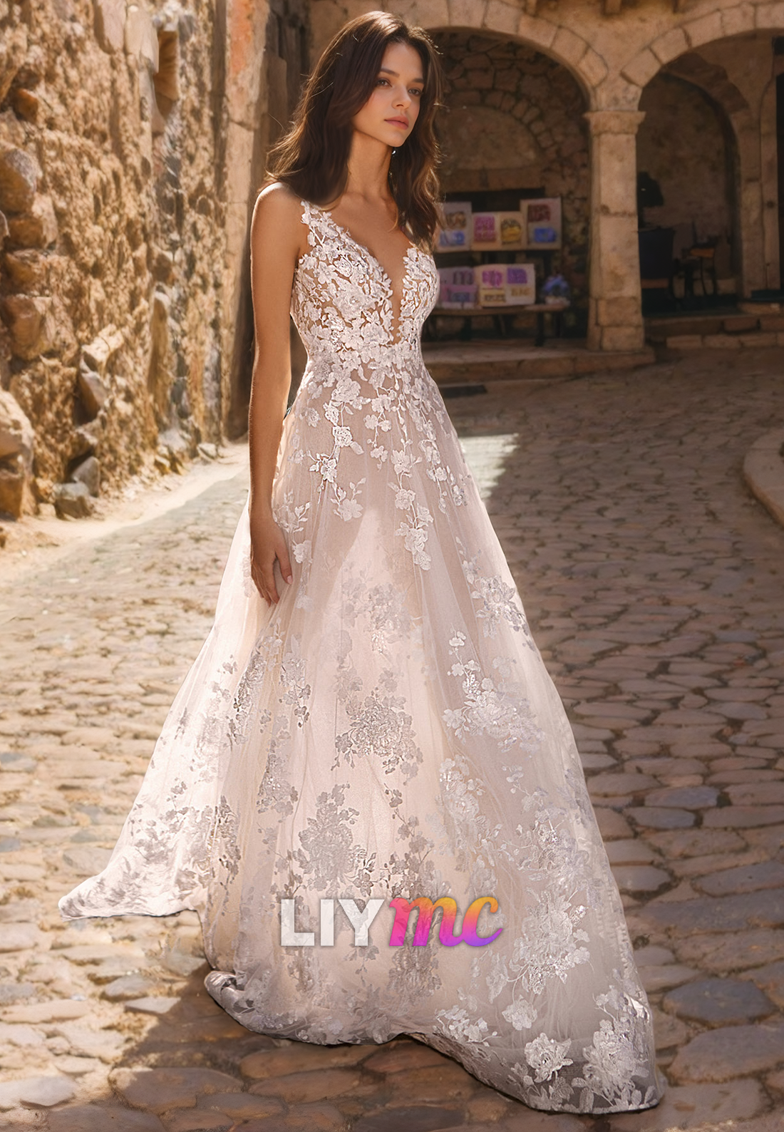 V-Neck Sleeveless Appliques A-Line Beach Wedding Dress