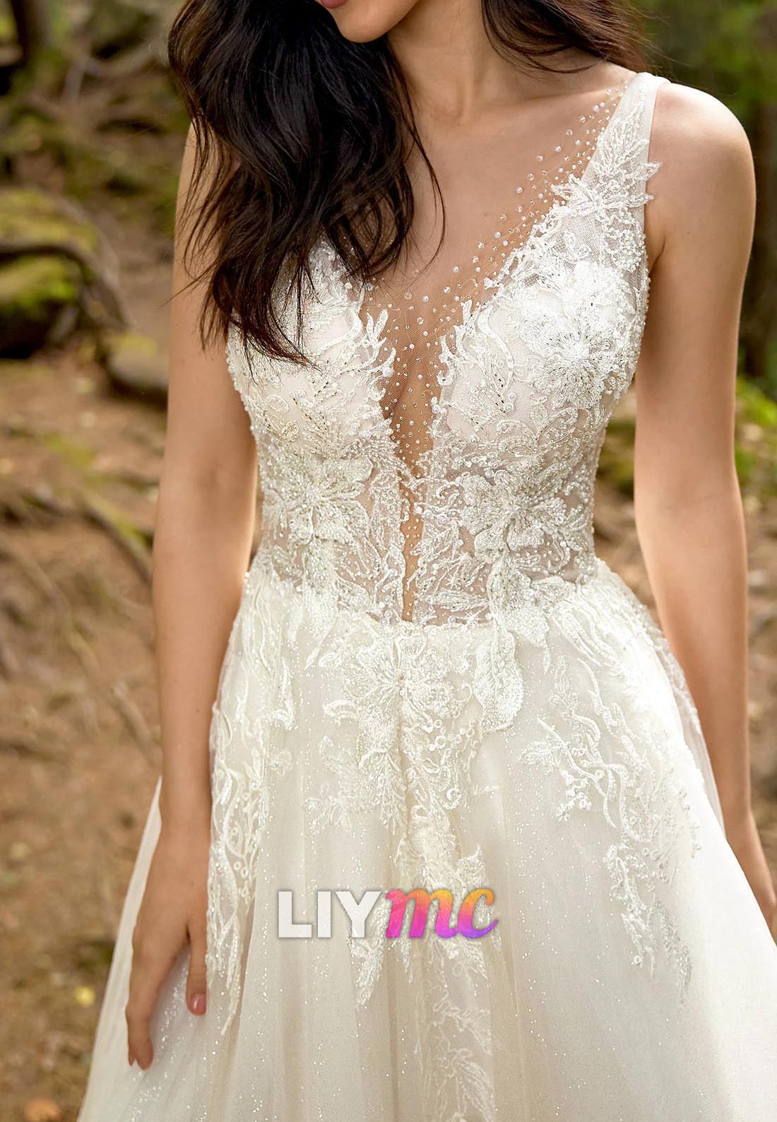 V-Neck Sleeveless Appliques A-Line Wedding Dress