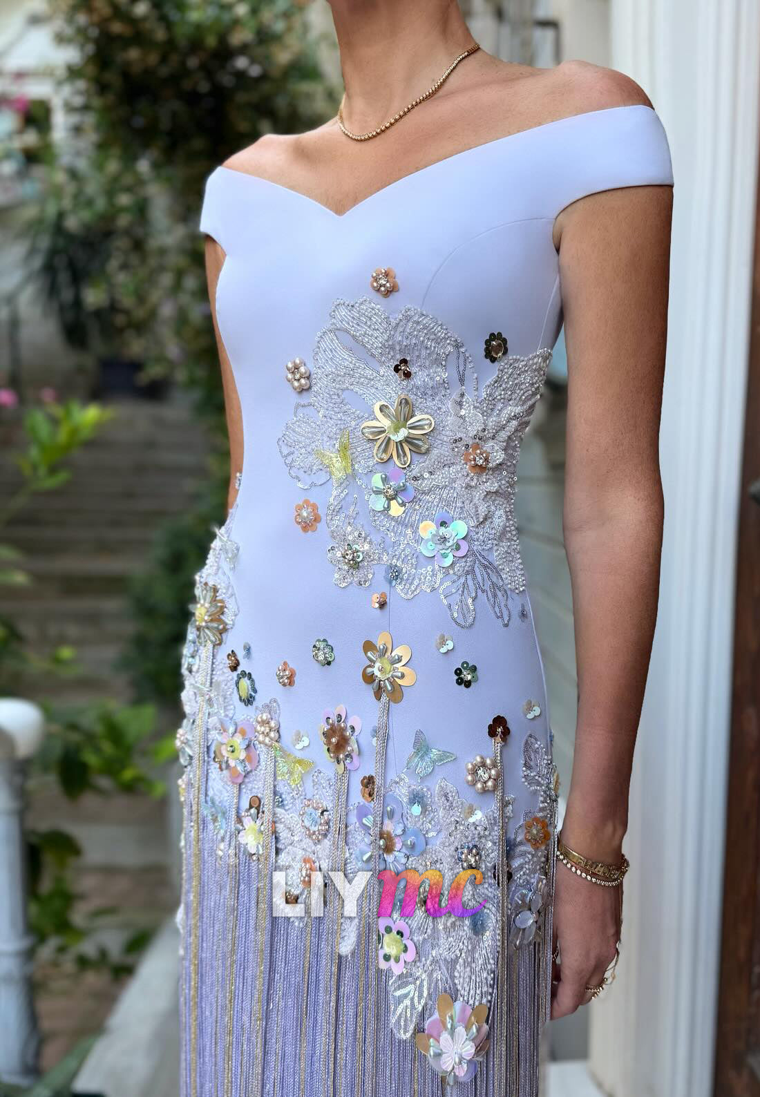 V-Neck Sleeveless Appliques Beaded Fringe A-Line Evening Dress