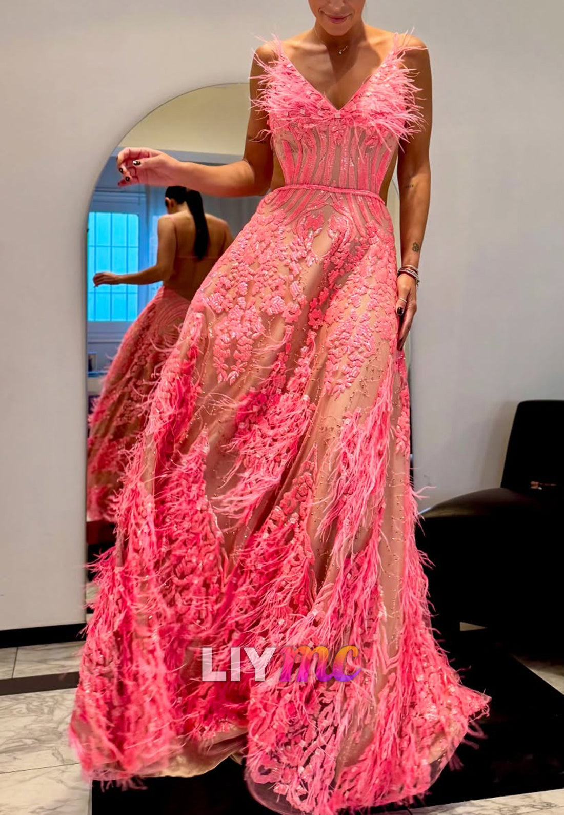 V-Neck Sleeveless Appliques Feathered A-Line Prom Dress