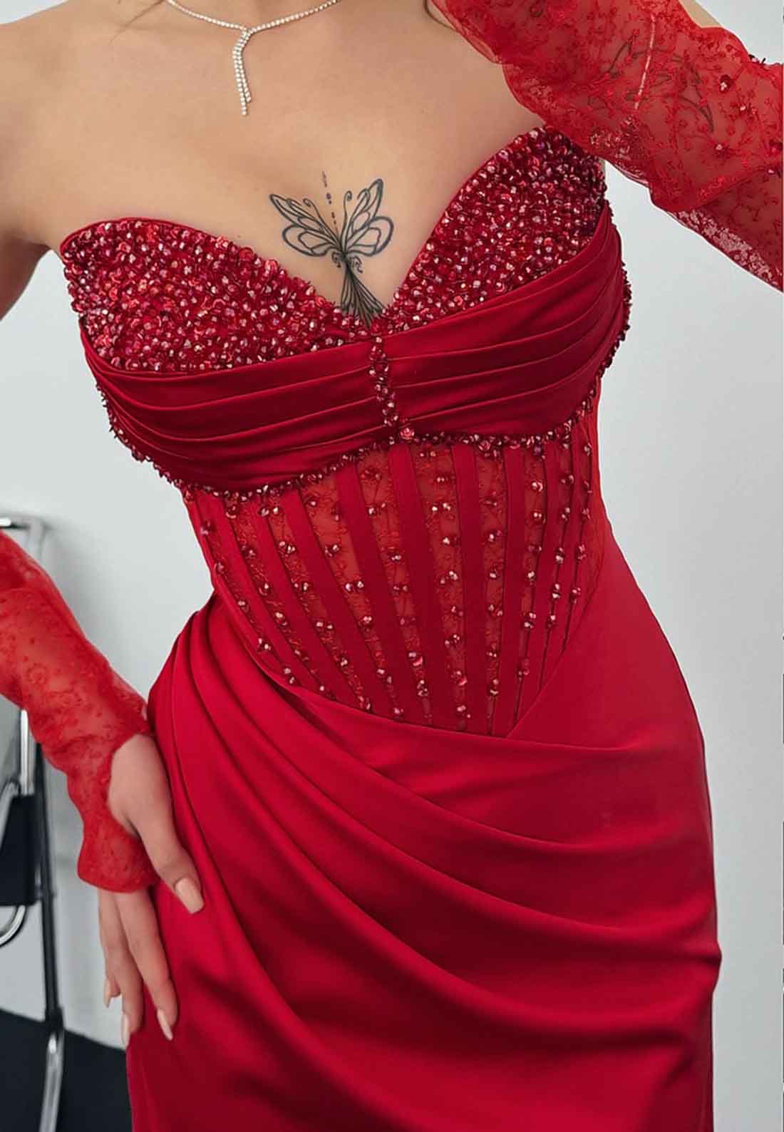 V-Neck Sleeveless Beaded Pleated Sheath Prom Dress