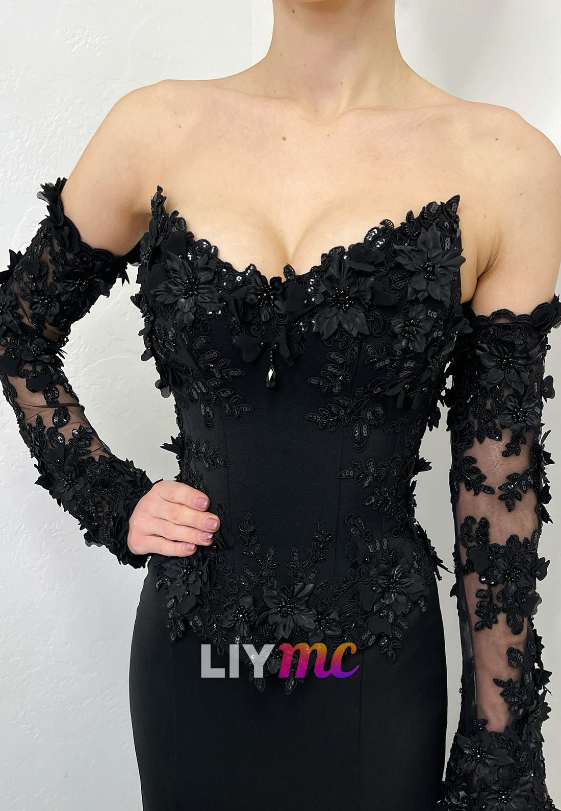 V-Neck Sleeveless Floral Appliques Mermaid Black Wedding Dress