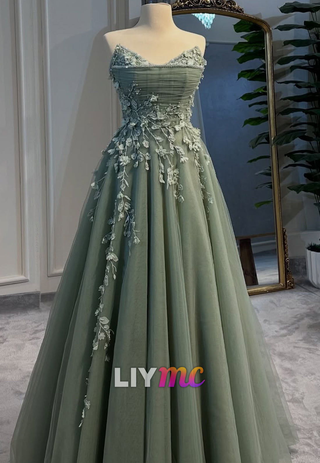 V-Neck Sleeveless Floral Appliques Pleated A-Line Prom Dress