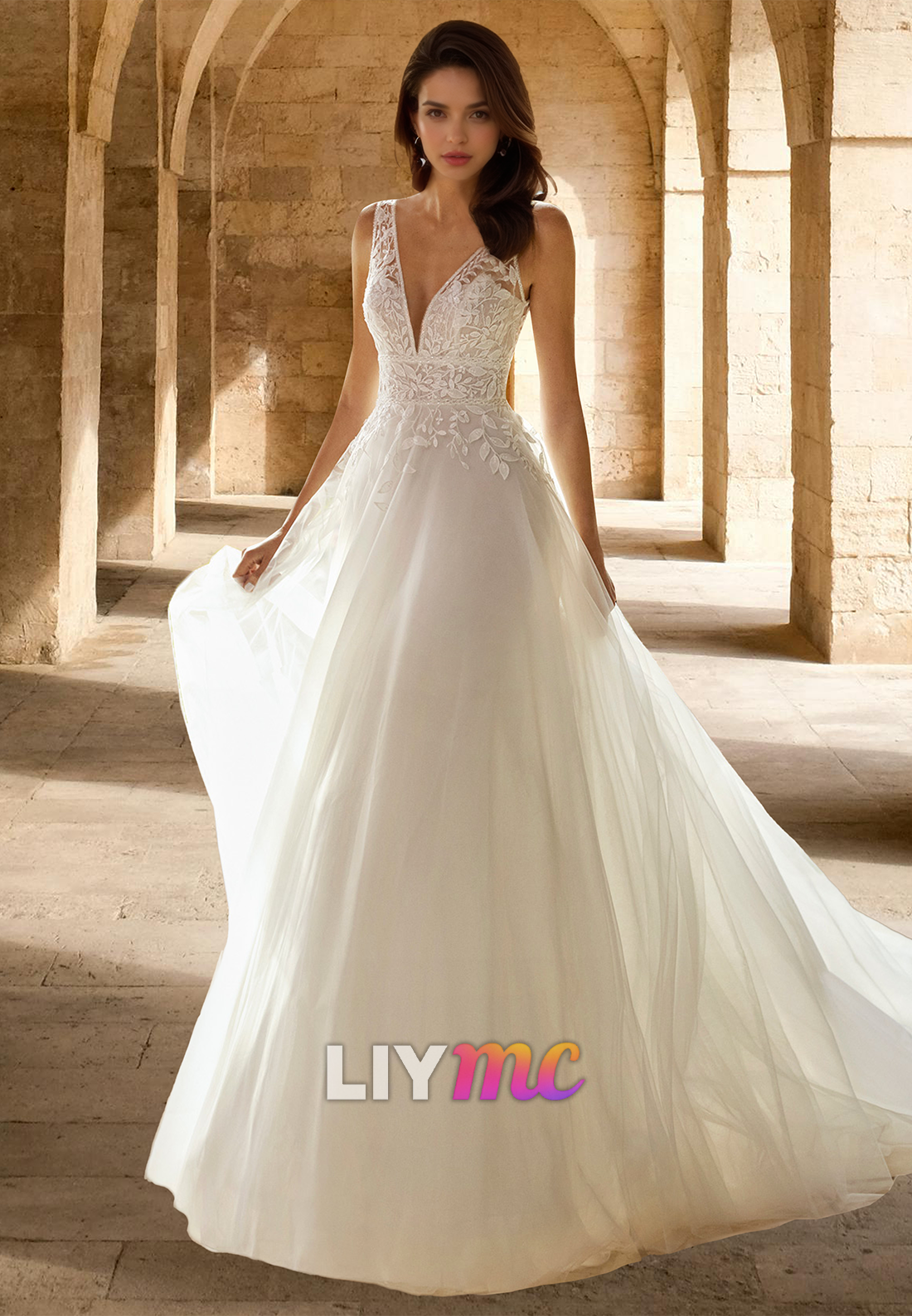 V-Neck Sleeveless Lace Appliques Tulle Ball Gown A-Line Wedding Dress
