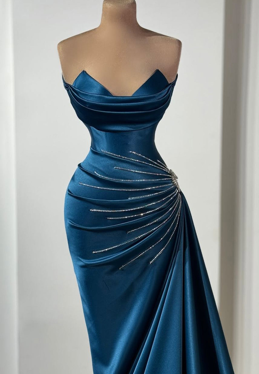 V-Neck Sleeveless Pleated Beaded Sheath Evening Dress