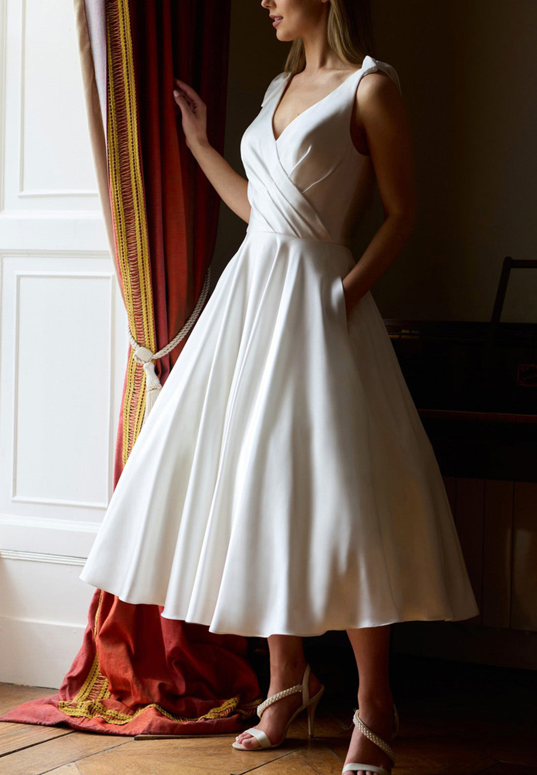 V-Neck Sleeveless Pleated Satin Midi Wedding Dress