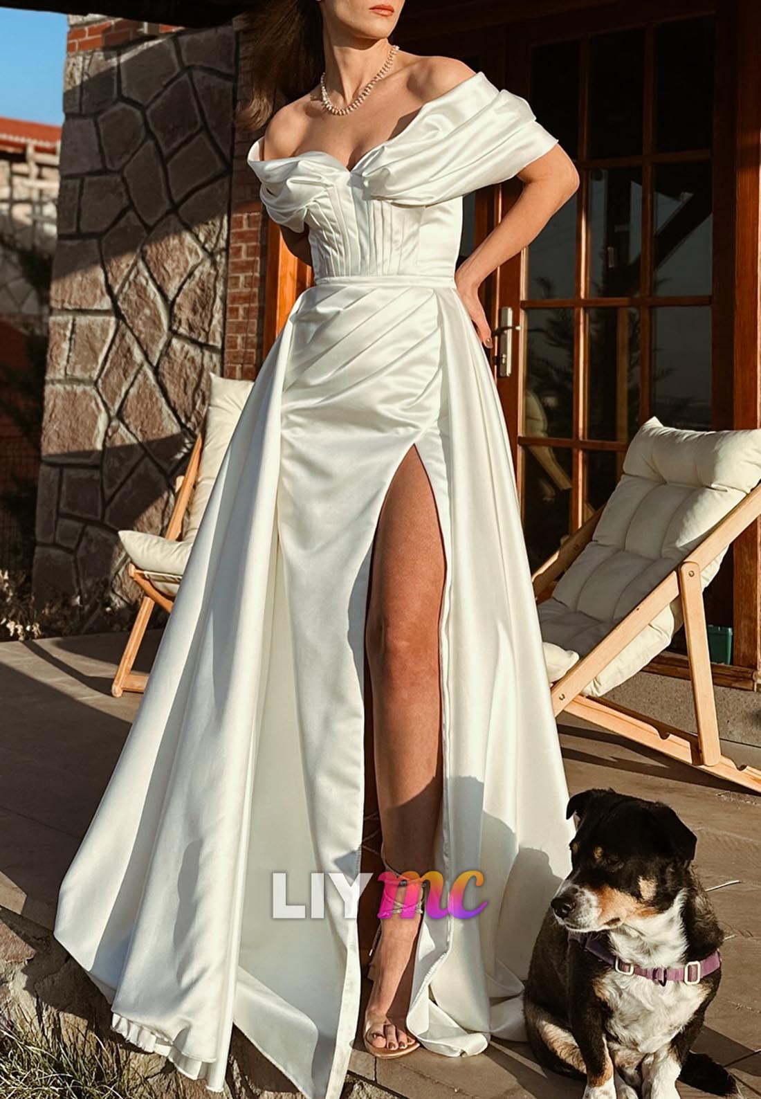 V-Neck Sleeveless Side Slit Sheath Wedding Dress