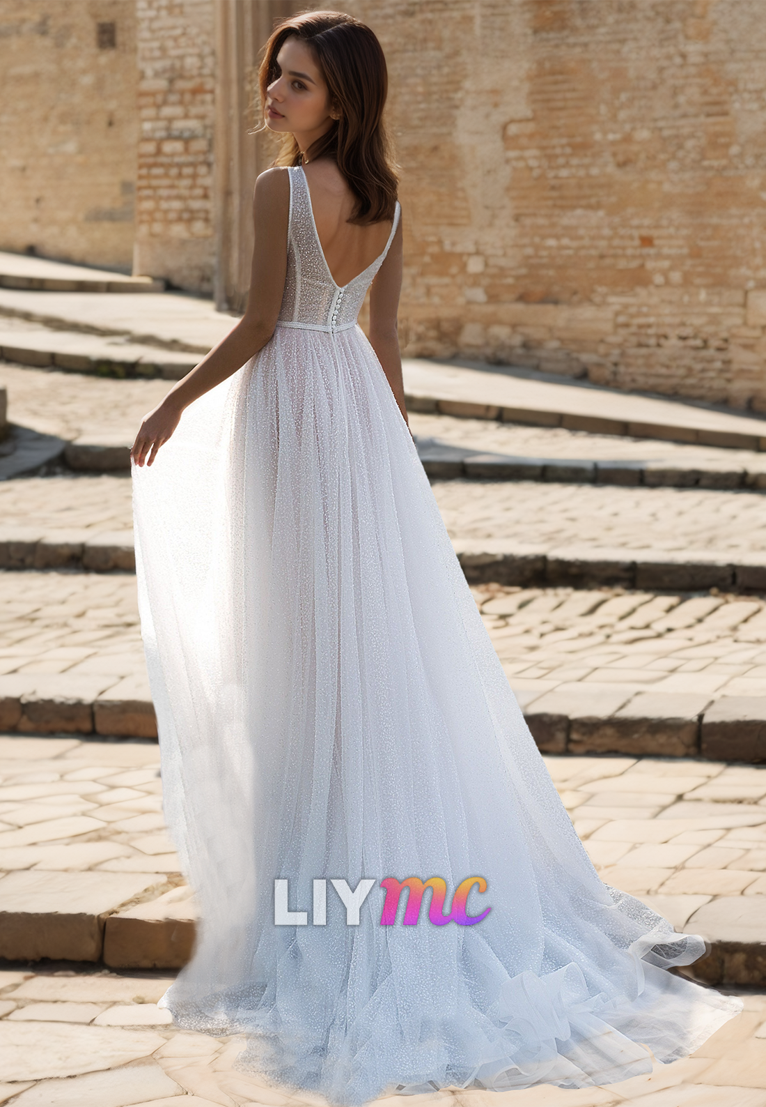 V-Neck Sleeveless Tulle A-Line Beach Wedding Dress