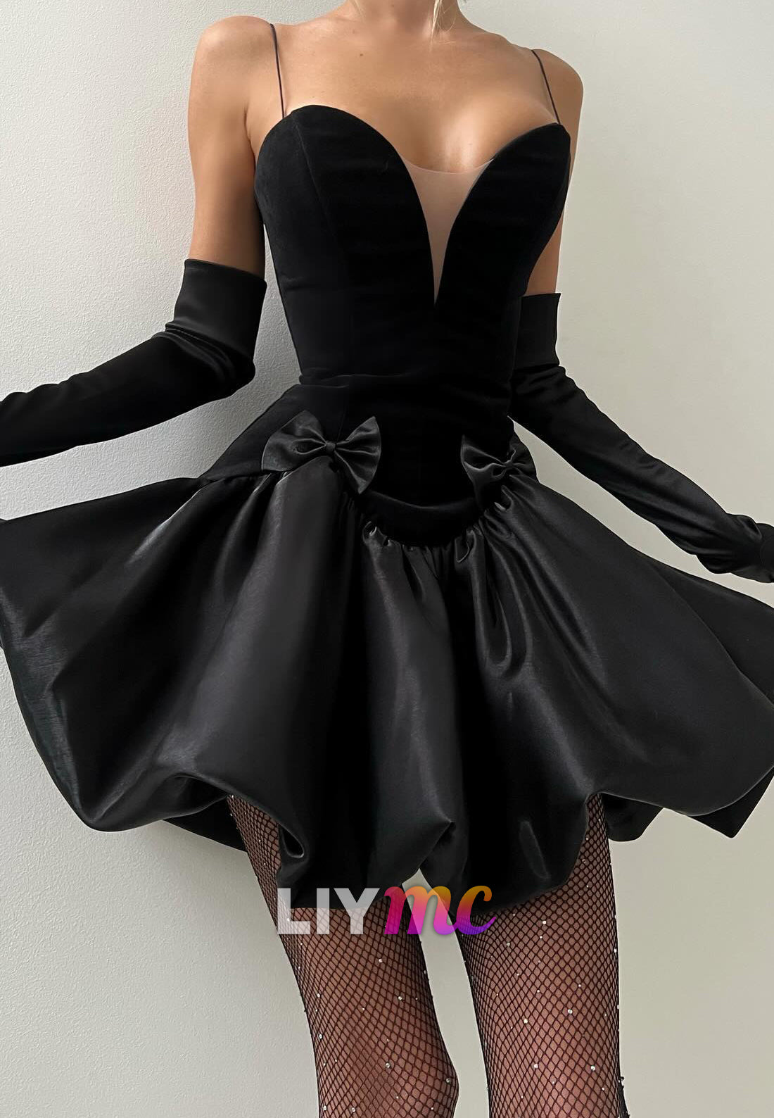 V-Neck Spaghetti Straps A-Line Party Homecoming Dress