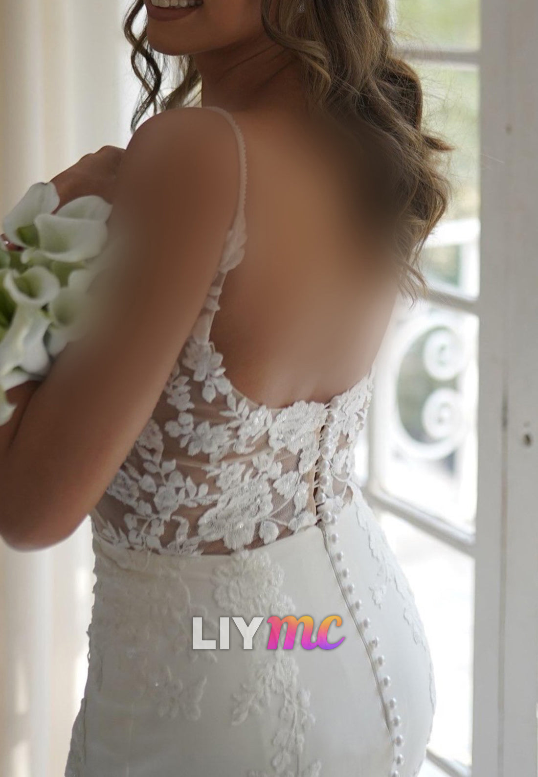 V-Neck Spaghetti Straps Appliqeus Mermaid Wedding Dress