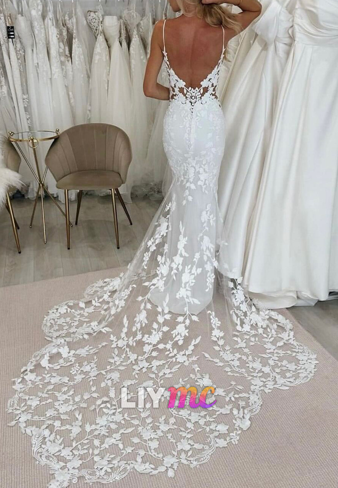 V-Neck Spaghetti Straps Appliques Mermaid Summer Wedding Dress