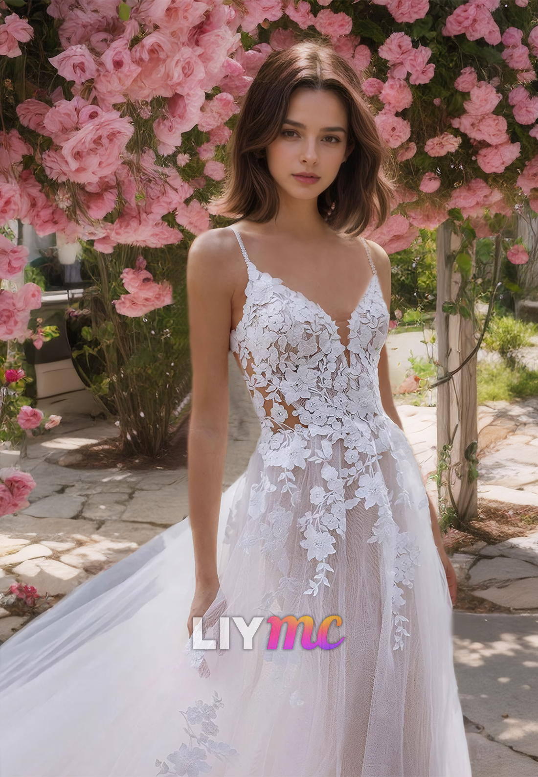V-Neck Spaghetti Straps Appliques Tulle A-Line Beach Wedding Dress