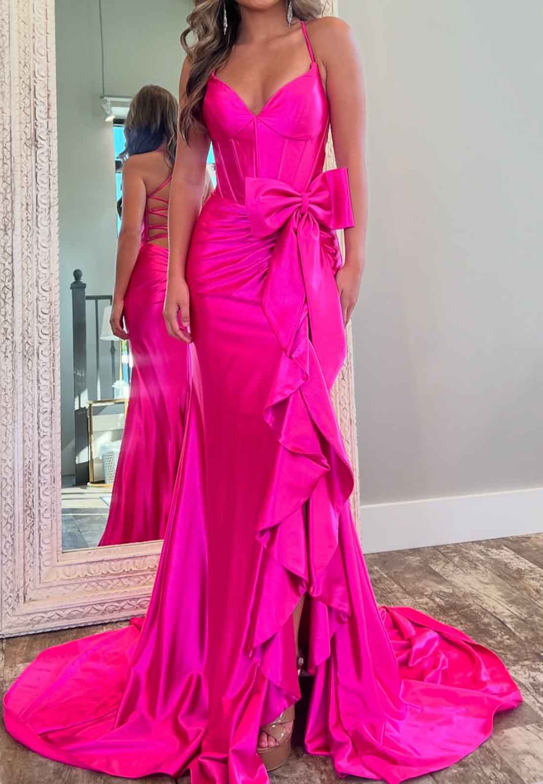 V-Neck Spaghetti Straps Bowknot Ruffled Sheath Porm Dress