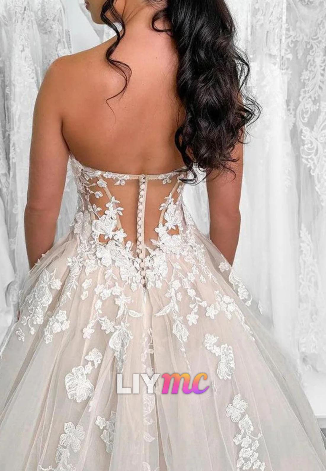 V-Neck Strapless Appliques A-Line Wedding Dress