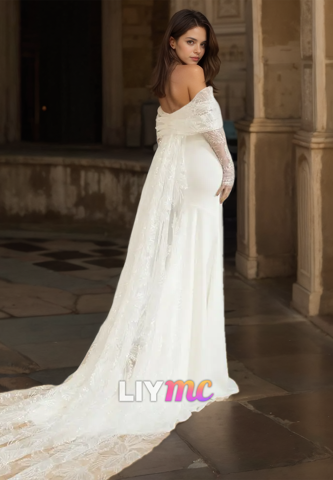 V-Neck Strapless Lace Appliques Sleek Mermaid Wedding Dress