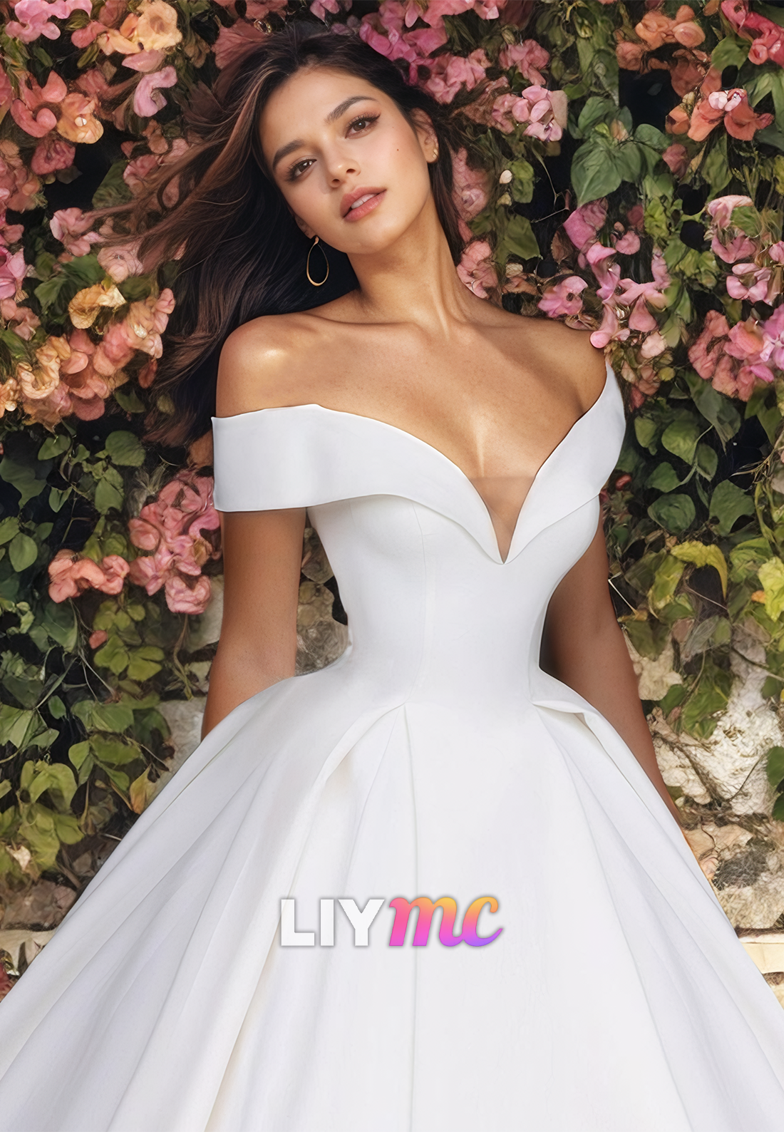 V-Neck Strapless Pleated A-Line Wedding Dress