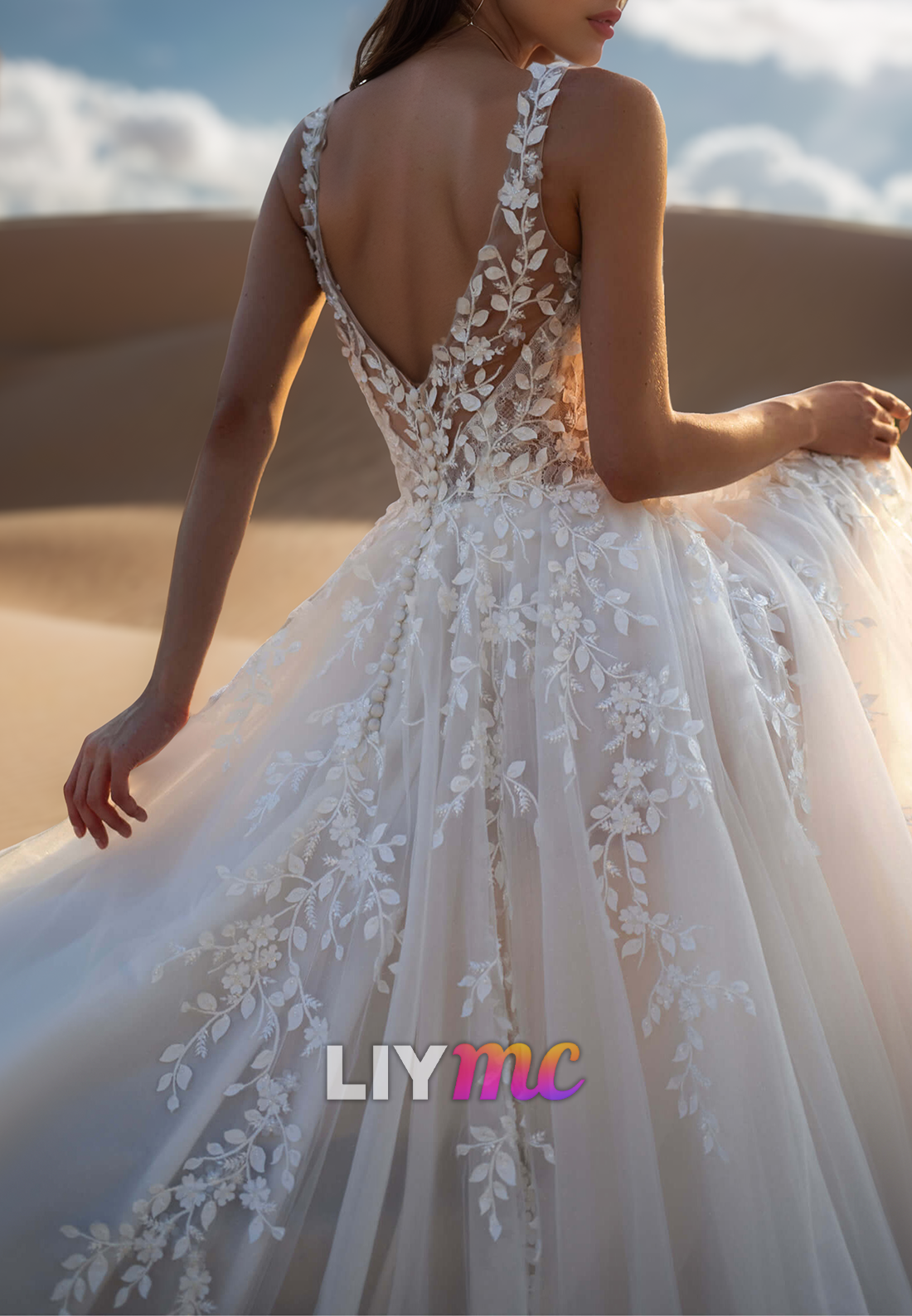 V-Neck Straps Appliques Tulle A-Line Beach Wedding Dress