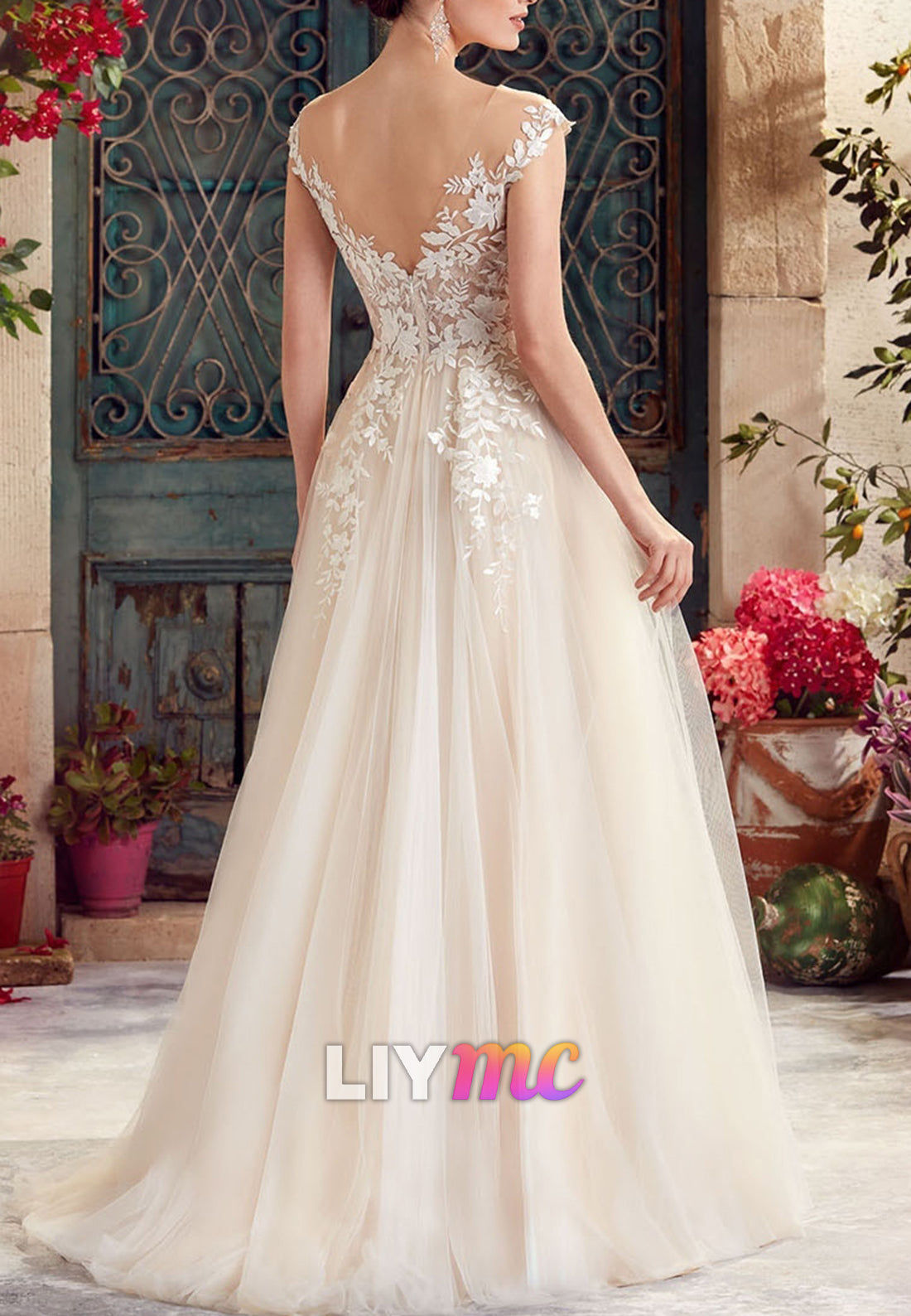 V-Neck Straps Appliques Tulle A-Line Wedding Dress