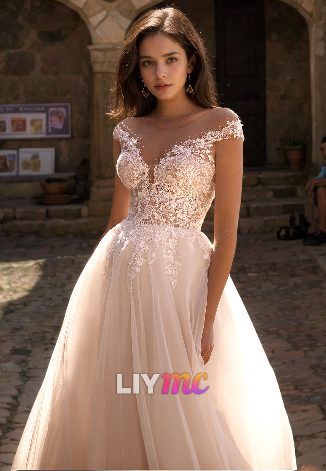 V-Neck Straps Lace Appliques Tulle A-Line Wedding Dress