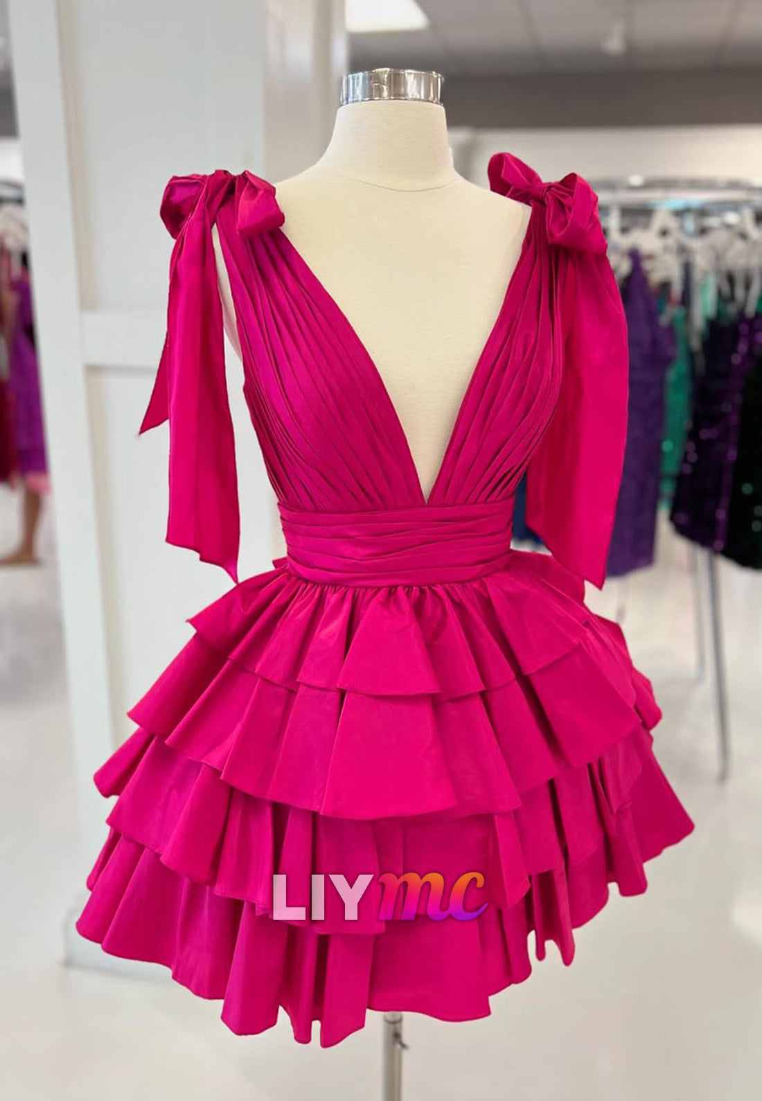 V-Neck Straps Tiered A-Line Party Homecoming Dress