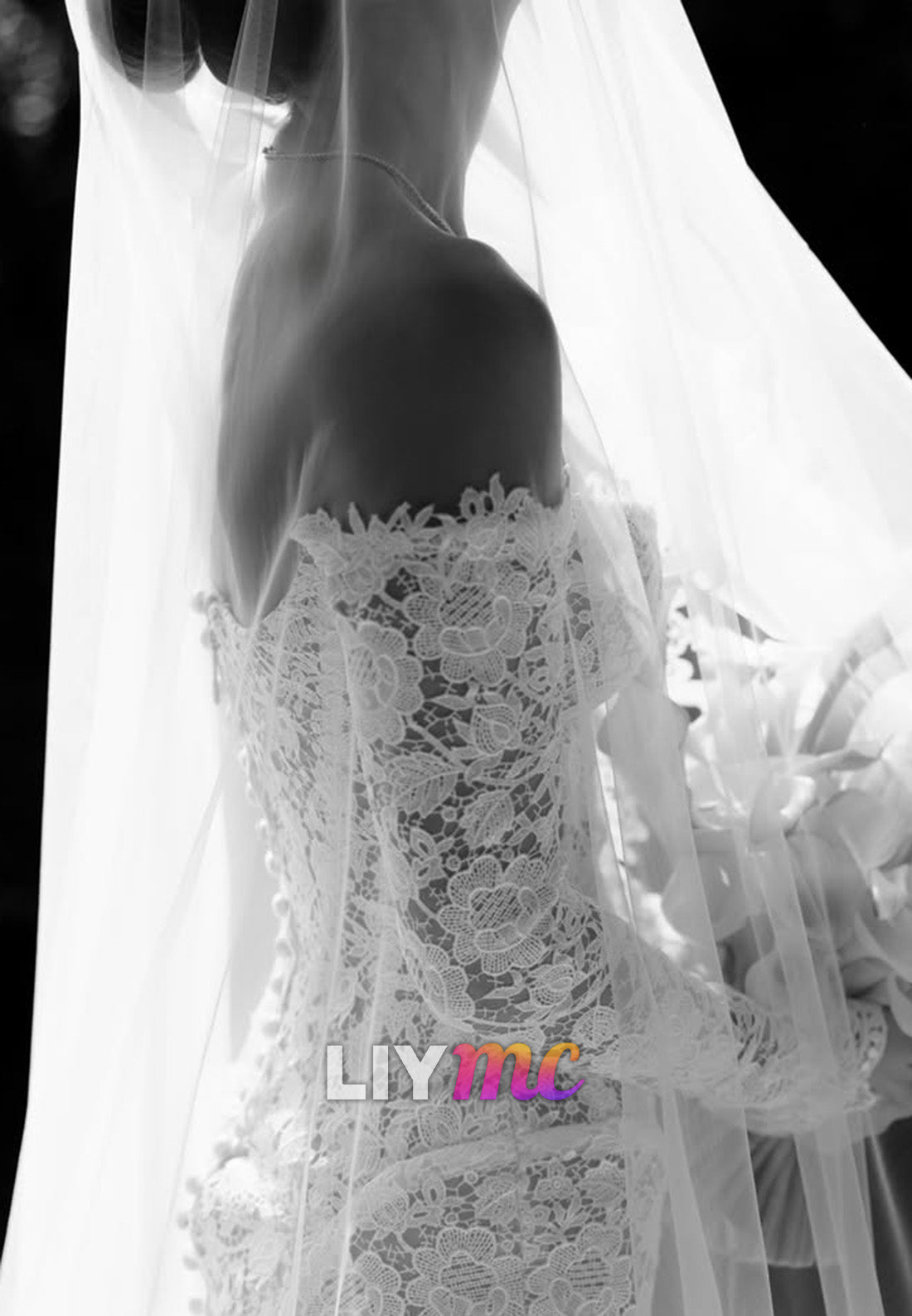 Off-Shoulder Lace Mermaid Wedding Dress with Train