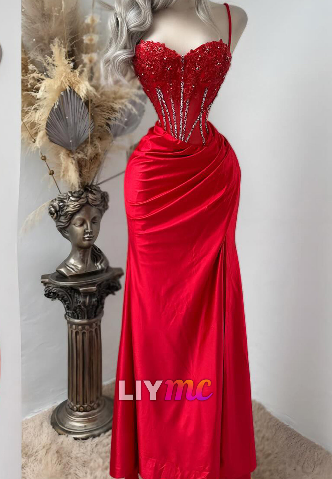Sweetheart Spaghetti Straps Appliques Pleated Sheath Prom Dress