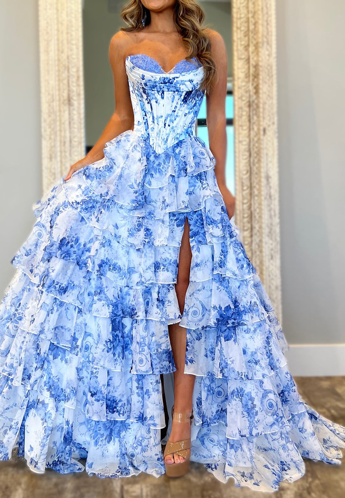 Sweetheart Sleeveless Floral Tiered A-Line Prom Dress