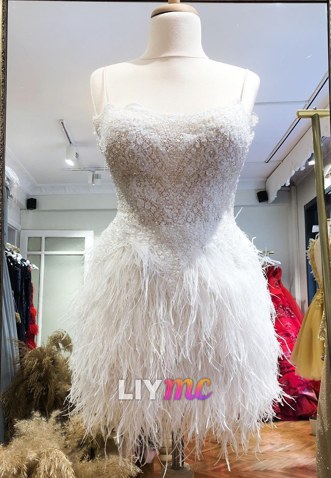 Sweetheart Spaghetti Straps Feathered Appliques A-Line Wedding Dress