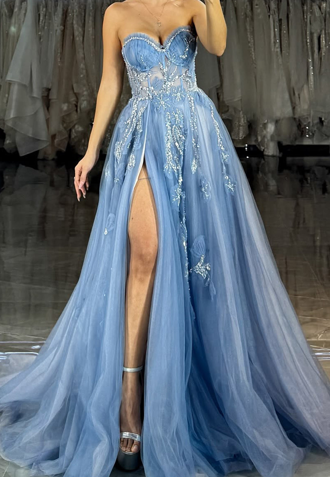 Sweetheart Strapless Tulle Appliques A-Line Prom Dress