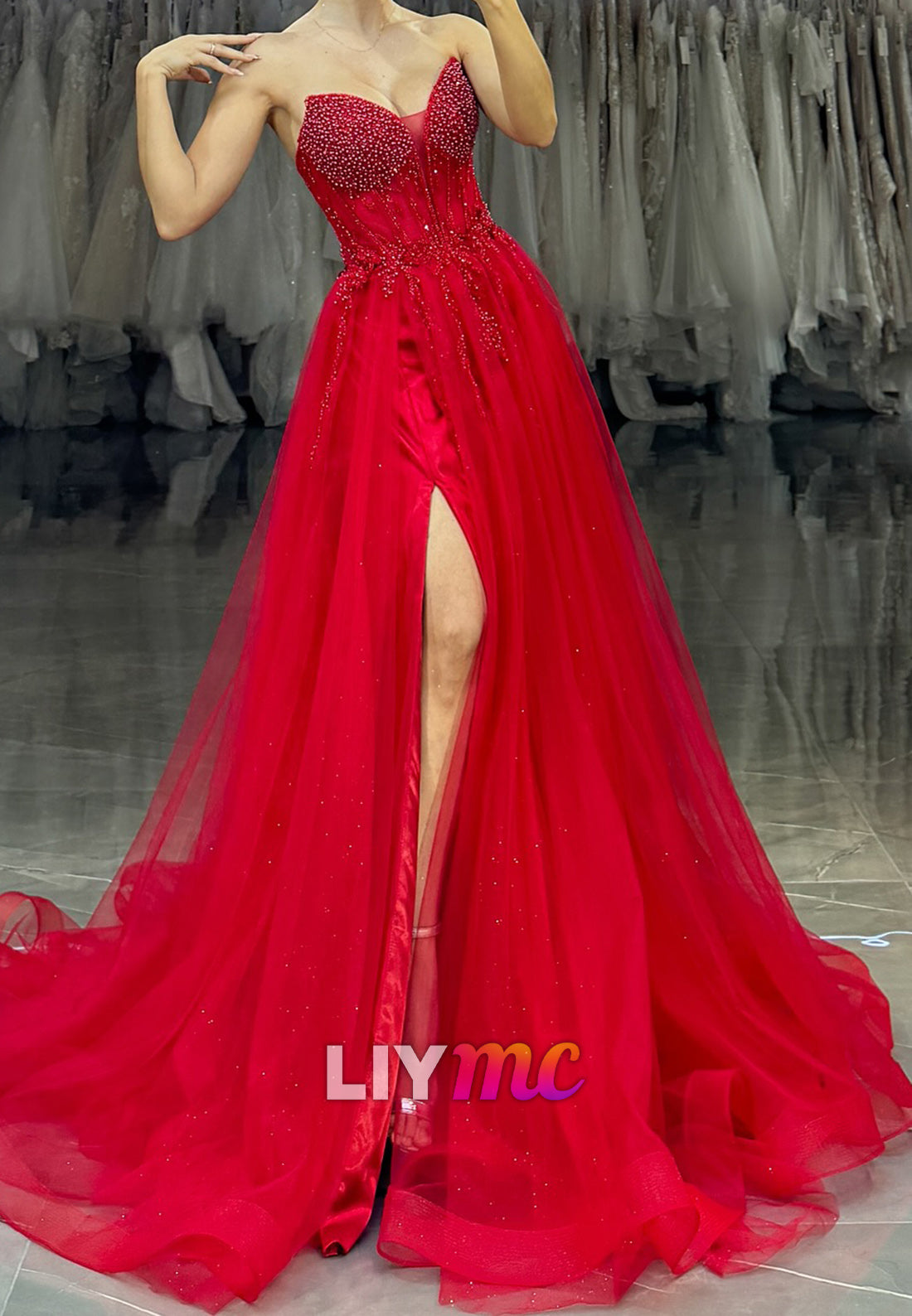 Sweetheart Sleeveless Beaded Appliques A-Line Prom Dress